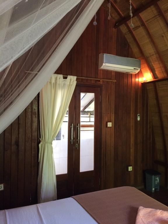 Melati Cottage ギリ・トラワンガン エクステリア 写真